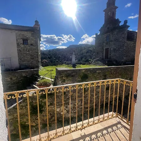 Maison Typique De Village *